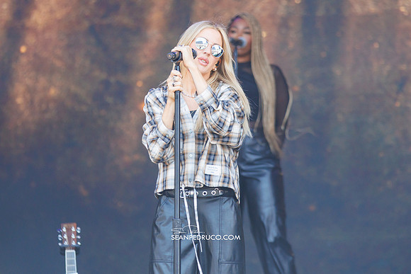 Ellie Goulding